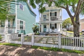 Walk to The Strand Historic Galveston Home!